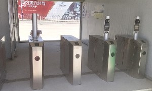 青海西寧工地-人臉識別翼閘